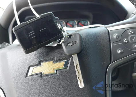 2018 Chevrolet Silverado 1500 2Lt from USA, damaged, VIN 3GCUKREC3JG149387